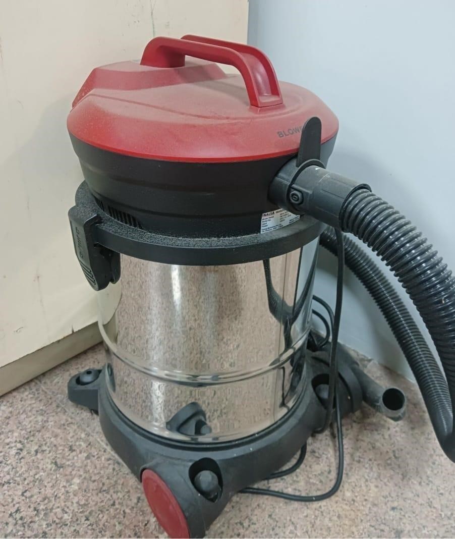 Industrial Vacuum Cleaner